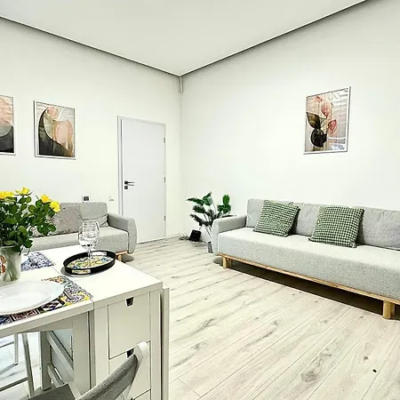 Urban Oasis With Private Terrace Lägenhet *