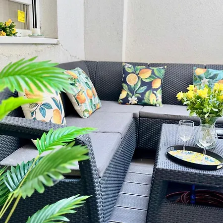 דירה Urban Oasis With Private Terrace בודפשט