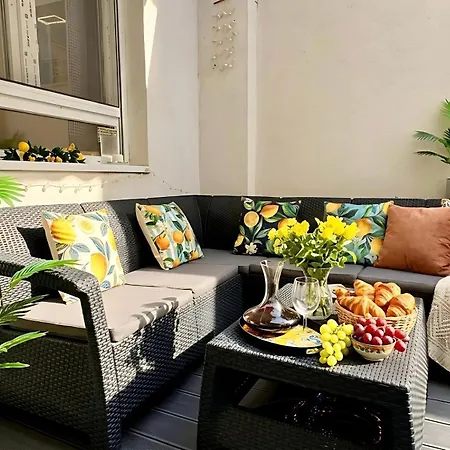Apartmán Urban Oasis With Private Terrace *