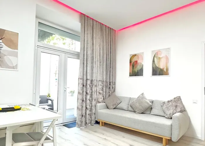 Appartement Urban Oasis With Private Terrace *