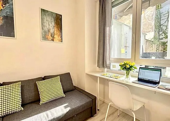 Urban Oasis With Private Terrace Budapest
