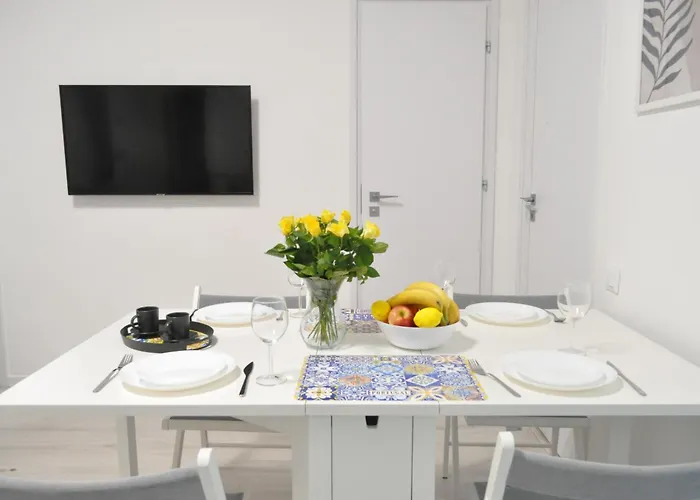 Апартаменты Urban Oasis With Private Terrace *