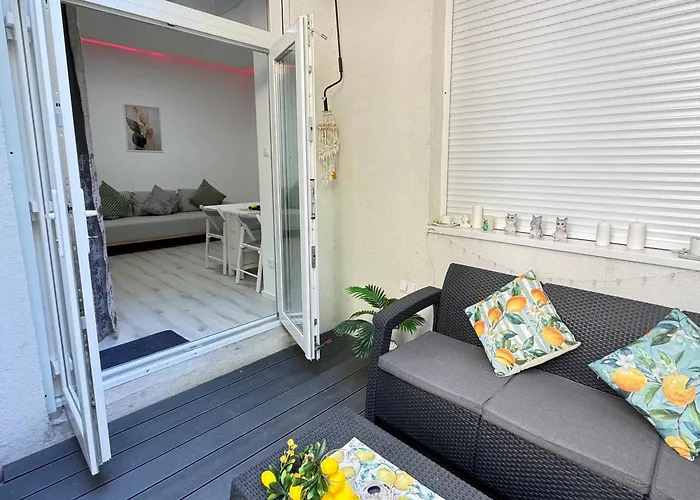 Urban Oasis With Private Terrace Apartamento Budapest